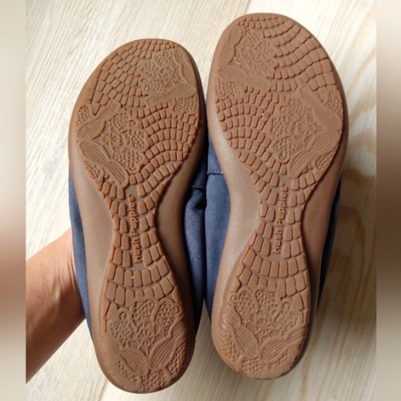 Hush Puppies Ceil Genuine Leather Loafer - Picture 3 of 3